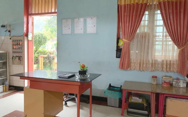 Hotel O Wisma Astukara Syariah Near Sejahtera Department Store Pinrang – Guest Rooms – Enrekang