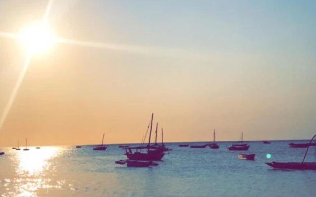 Beachside Inn