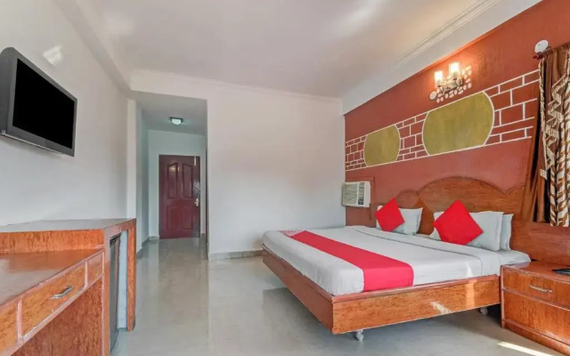 Gordon House by OYO Rooms