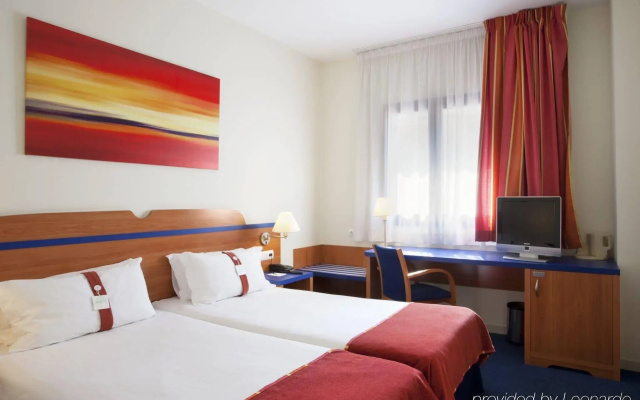 Holiday Inn Express Onda De Castellon