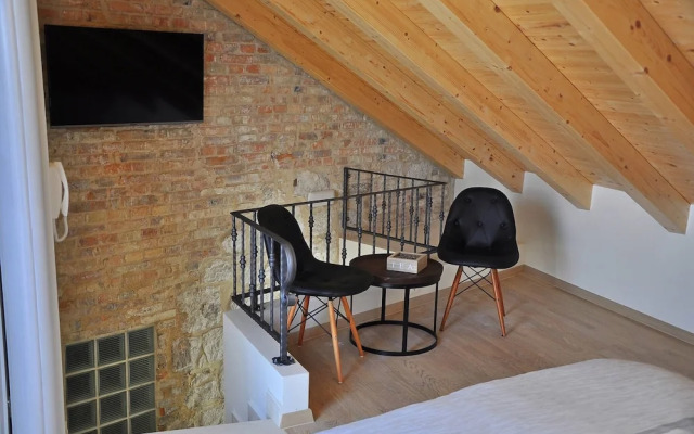 Room-room With the City and sea View