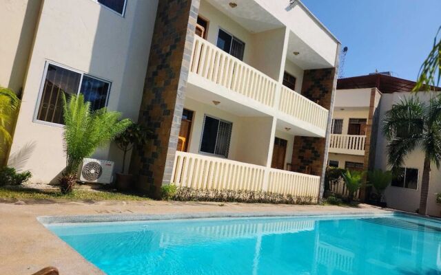 Lux Suites Diani Airstrip Villas