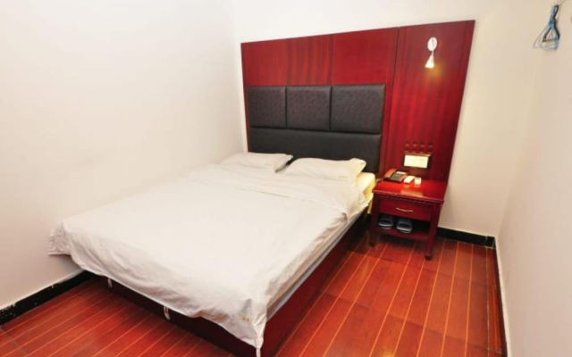 Yimi Hotel Sanyuanli Metro Station