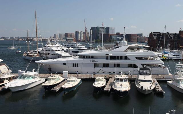 Boston Yacht Haven Inn & Marina