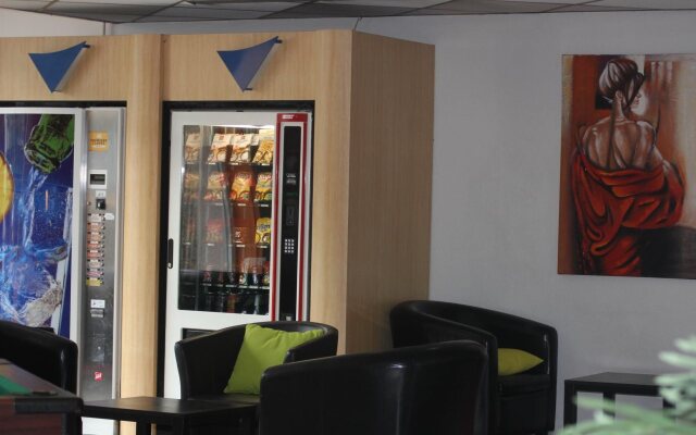 hotelF1 Cergy