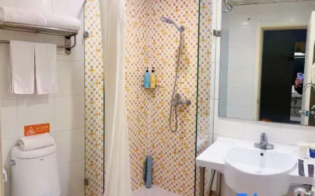 Homeinn Hotel (Changzhi Bayi Plaza)