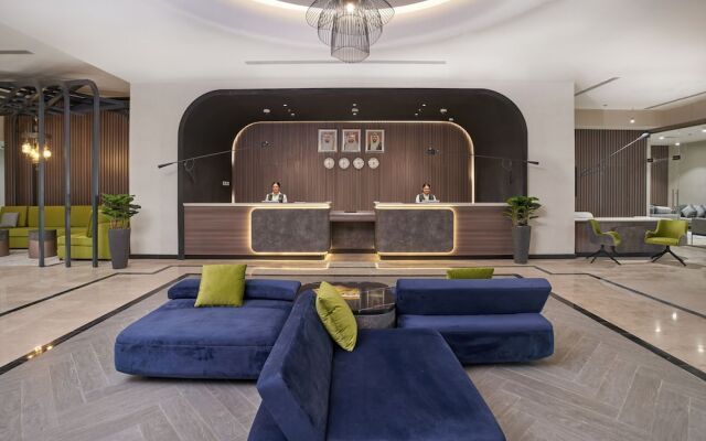 Holiday International Sharjah Hotel