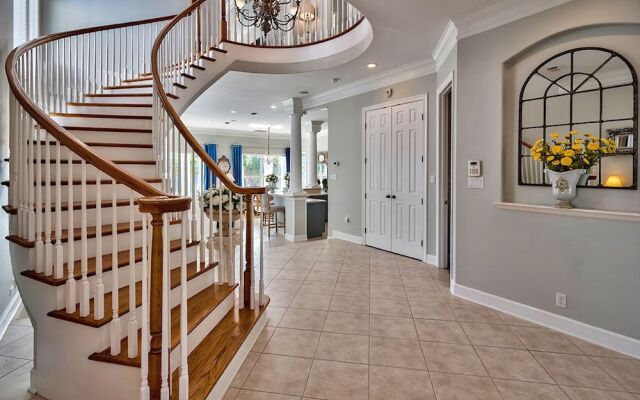 Casa Esmeralda by RedAwning