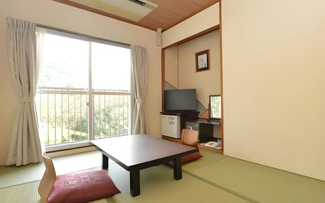 Yataro & Yataro Minamikan