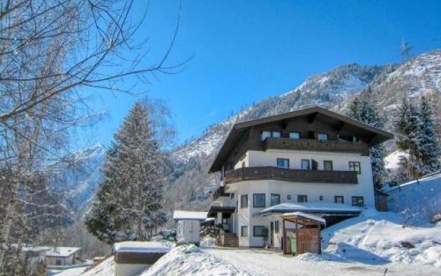 Haus Kitzsteinhorn 6 by Alpen Apartments