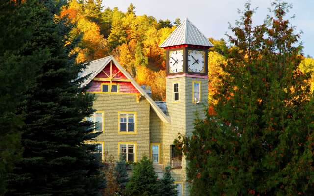 Calabogie Peaks Hotel, Ascend Hotel Collection