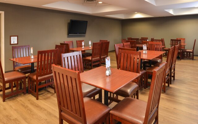 Holiday Inn Express Hotel & Suites Edmonton North by IHG
