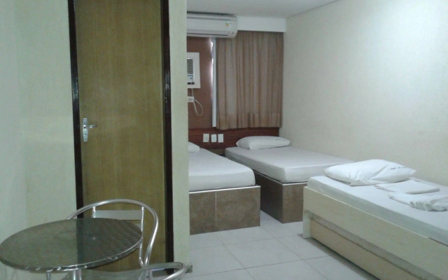 Hotel Uzi Praia
