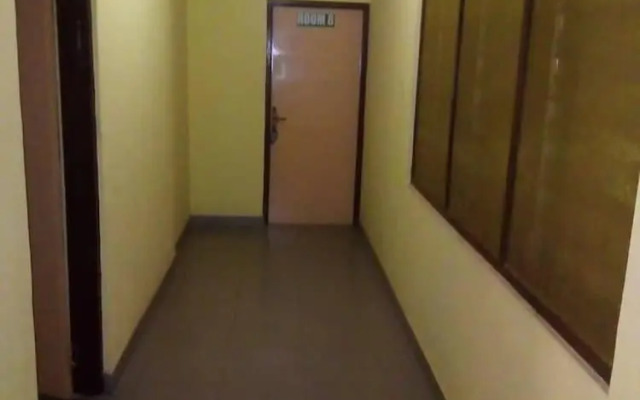 Green Glass Guest House