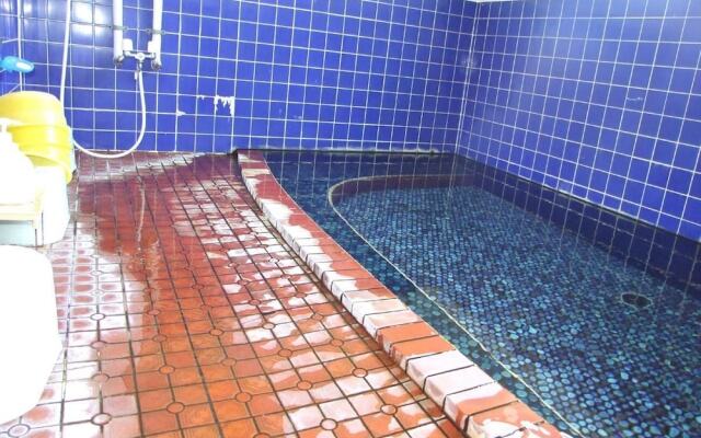 Akakuraonsen Mogamiso