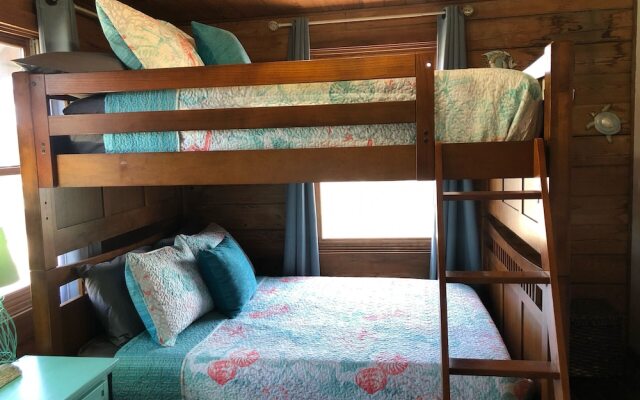 Weeki River Lodge Star5vacations