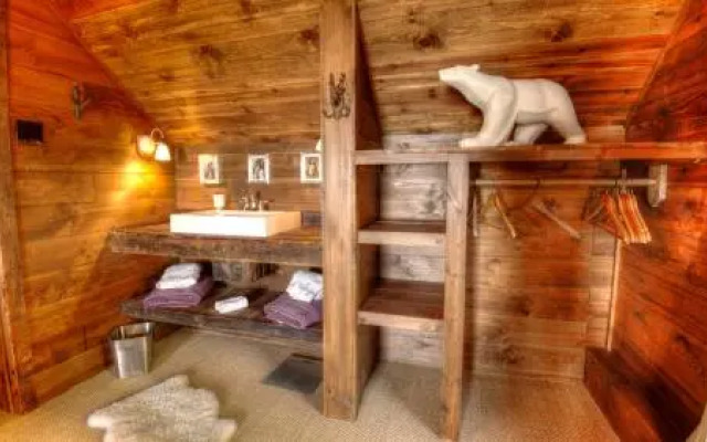 Le Refuge - Les Chalets Spa Canada