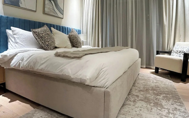 Stylish 1BR Penthouse in The Autograph