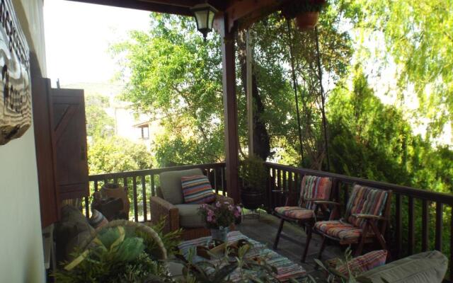 The Pomegranate's House