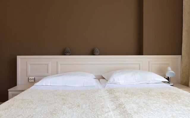 Nice Studio with Kitchenette in Avalon Complex