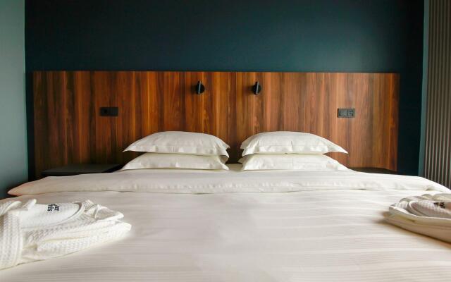 Grandi by Center Hotels