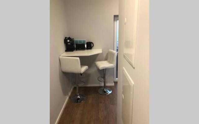 Liverpool · CHILLINGHOUSE # 8, ICE 3 Min. NETFLIX