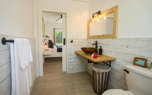 Kokomo Beach Suites