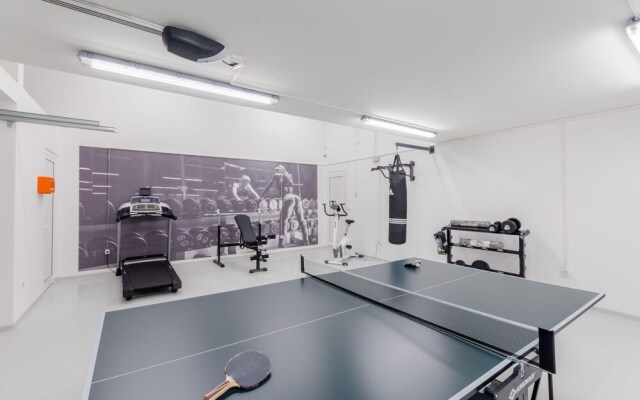 Luxury Villa Pax With Heated Infinity Pool, 8 Sleeps