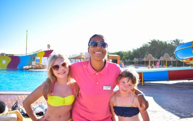 Parrotel Aquapark Resort