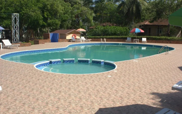 Charlestina Beach Resort
