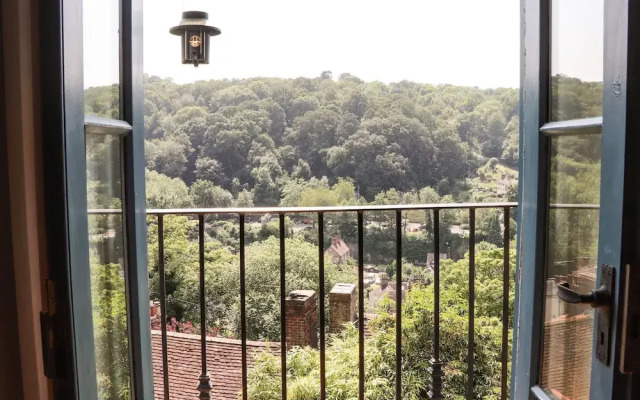 The Olde Drill House