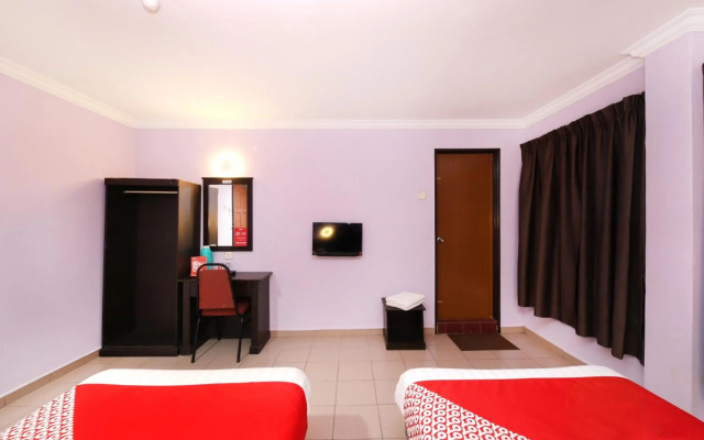 Super OYO 473 Comfort Hotel 2