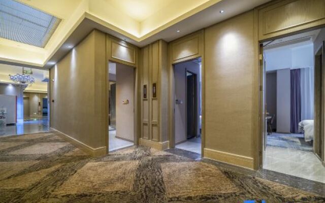 Zhangzhou Happiness Hotel (Gucheng Niuzhuang Branch)