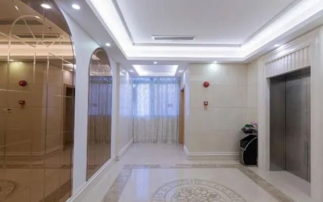 GreenTree Eastern Hotel(Shenzhen Jingtian Metro Station Store)