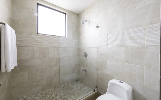 Captivating 3br/2.5ba Unit is Just Perfect