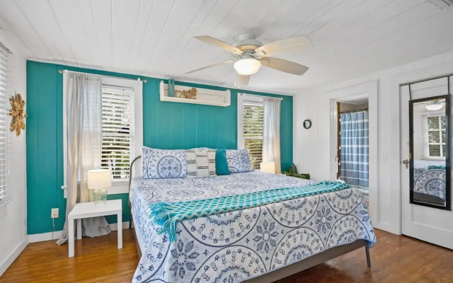 Marvelous Mermaid Beach Bungalow Dog-friendly