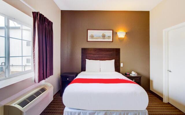 Whitehouse Inn Dilley