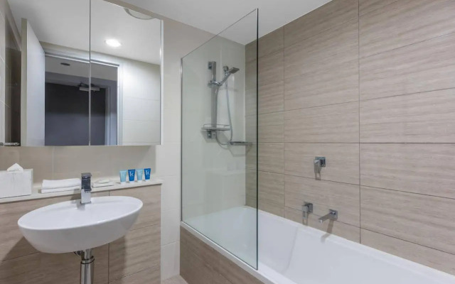Meriton Suites Herschel Street, Brisbane