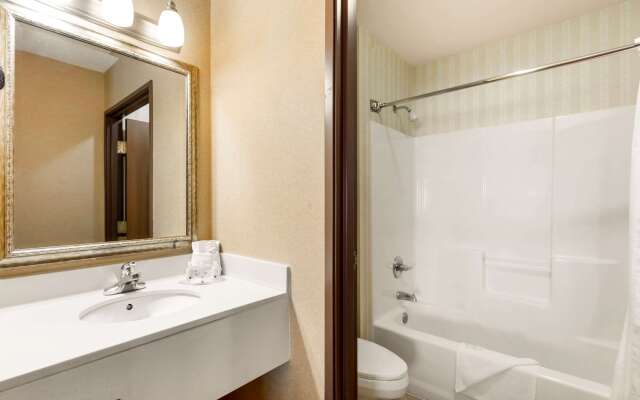 Quality Inn & Suites Wellington - Fort Collins