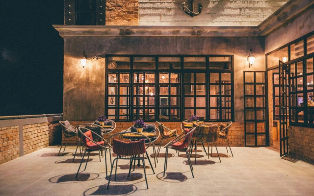 Pulley Hostel Hua Hin