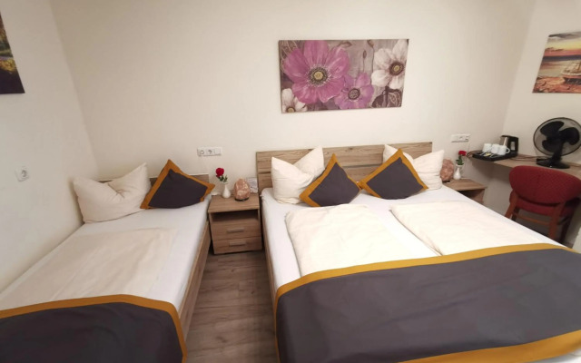 Garni City Hotel