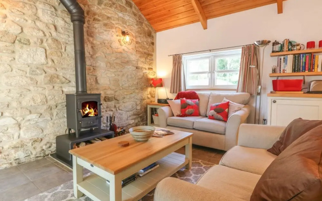 Pond Cottage