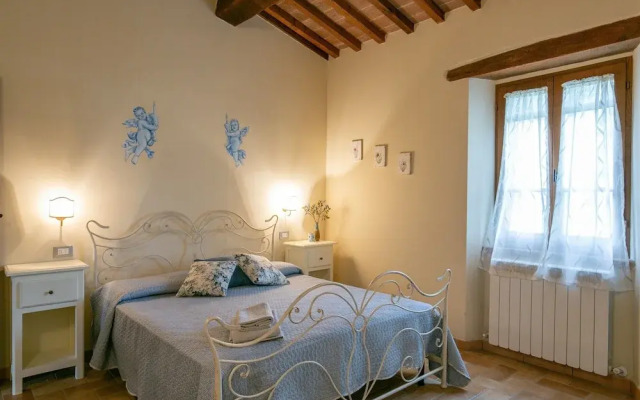 Villa in Umbria With Saltwater Pool