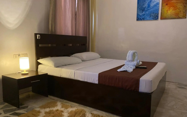Papa Fred's Beach Resort