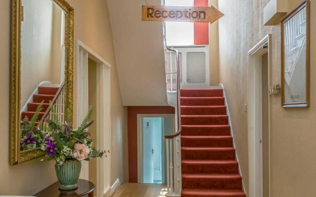 Euro Hotel