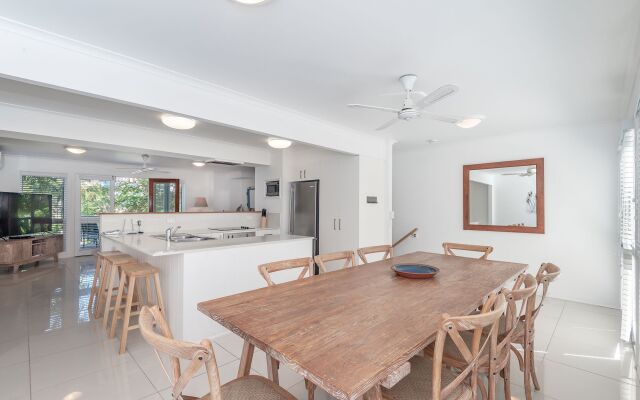 Noosa Outrigger Beach Resort