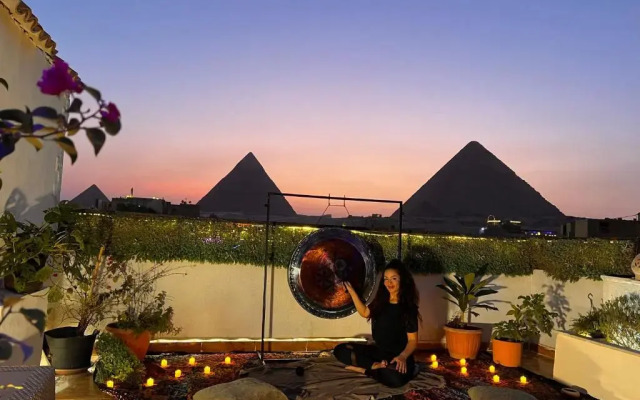 Pyramids Top Inn