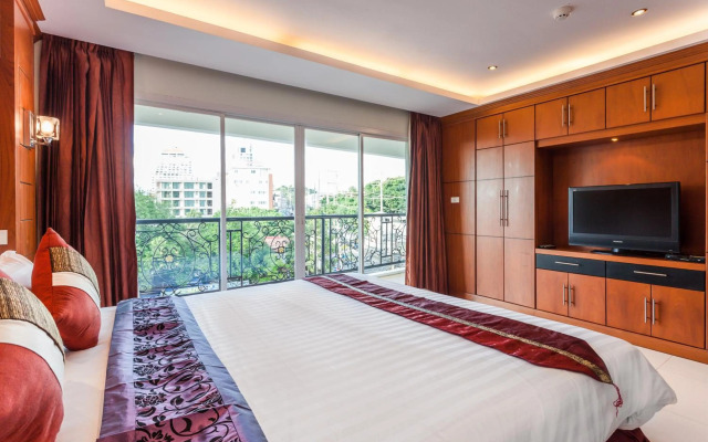 Tara Court Hotel