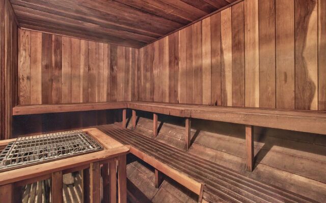 Tahoe Beach & Ski Club