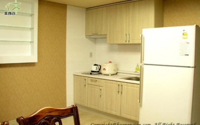 Yangyang Sea Garden Pension